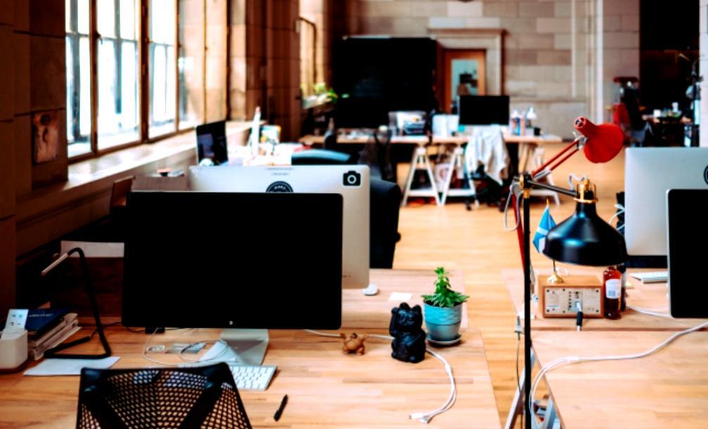 Moderne Lernplattform mit interaktiven Funktionen